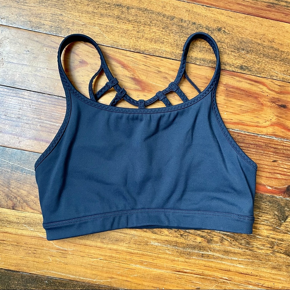 Athleta Strappy Back Sports Bra